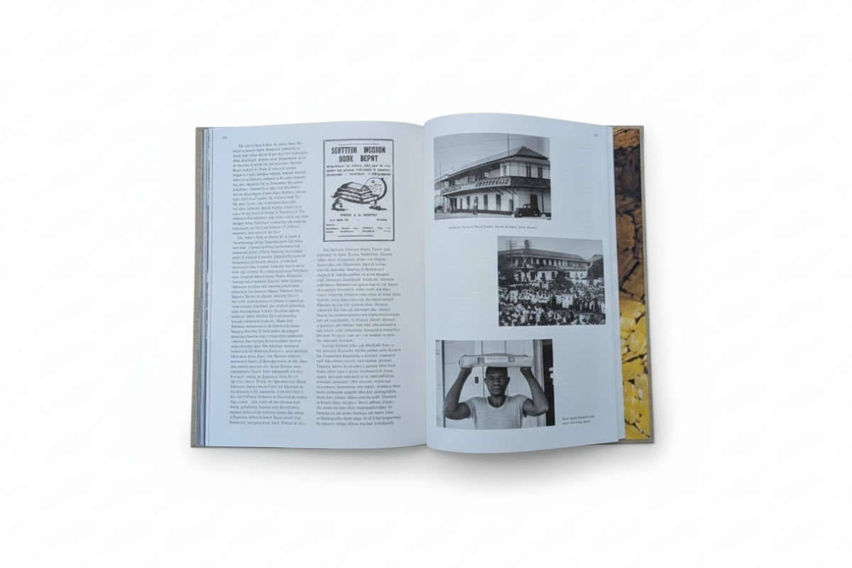 El Anatsui / Scottish Mission Book Depot Keta