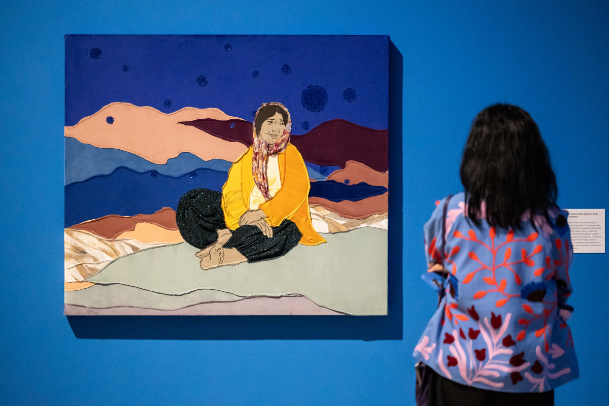 BSL tour - The dead don't go until we do